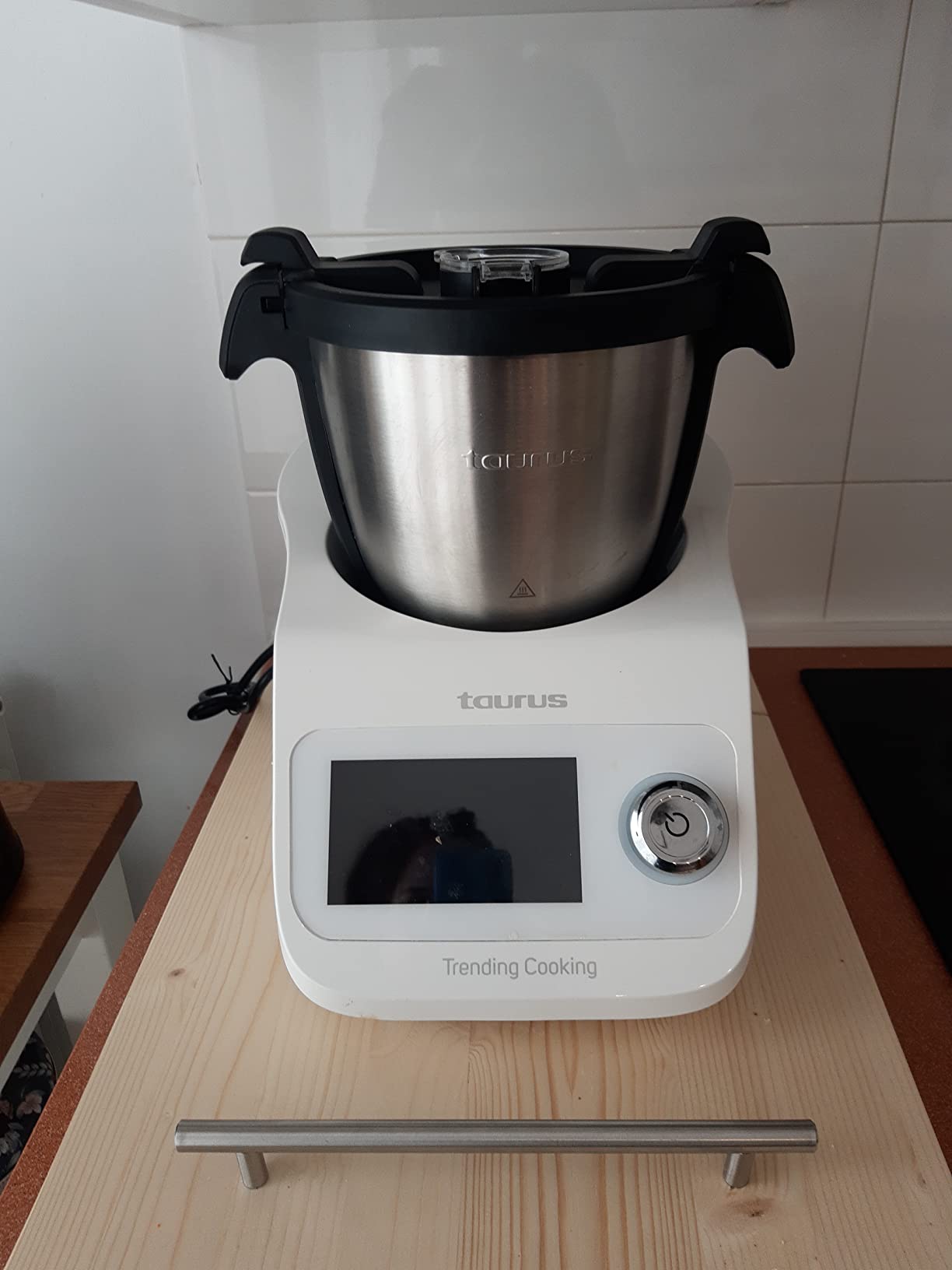 Muy completo aunque le falta rodillo