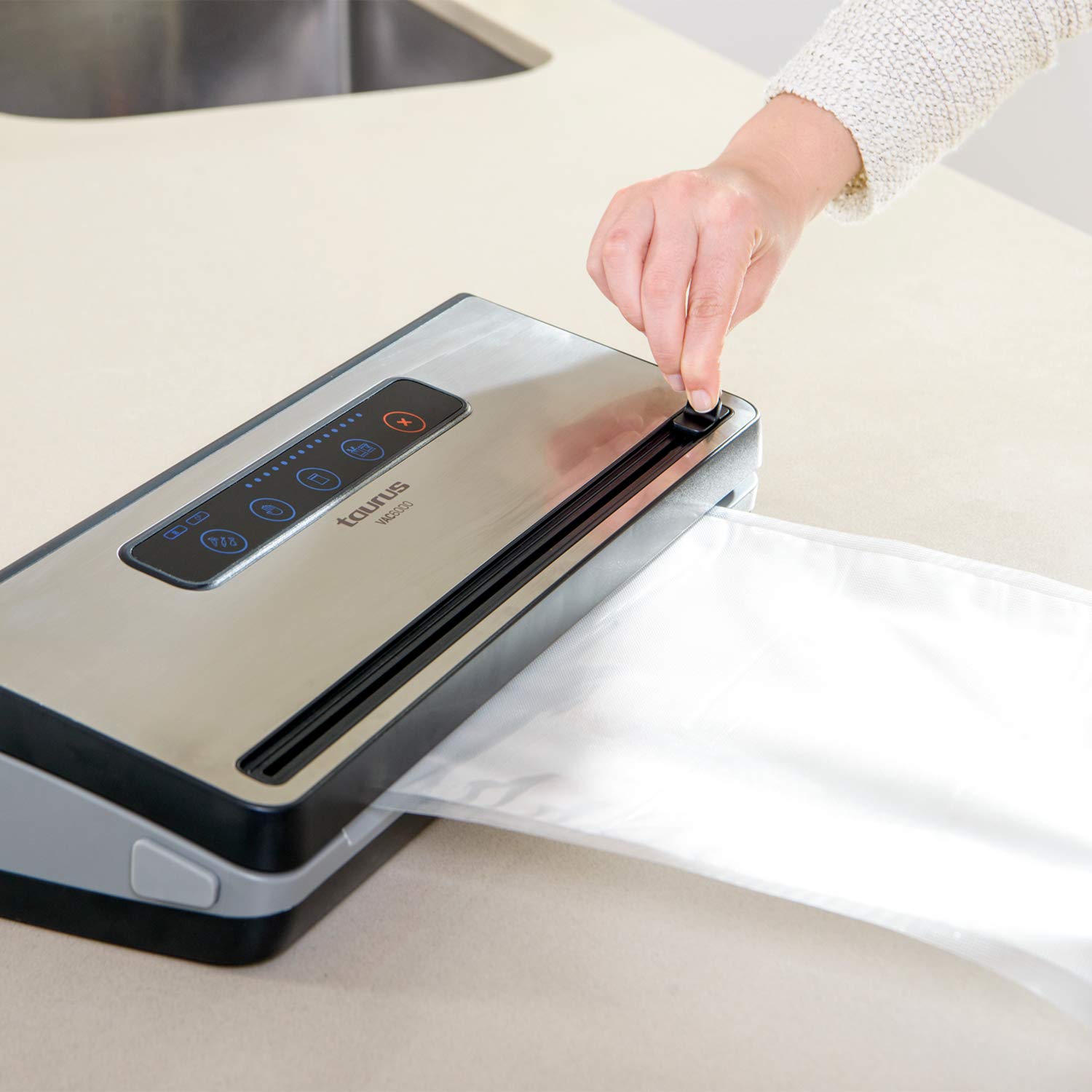 taurus-vac600-envasadora-al-vac-o-de-alimentos-con-cortador-incorporado-30-cm-ac image 8