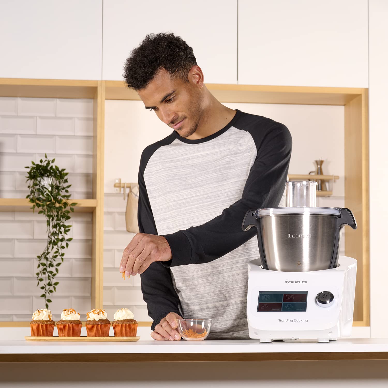 taurus-trending-cooking-5-robot-de-cocina-multifunci-n-con-wi-fi-pantalla-t-ctil image 4