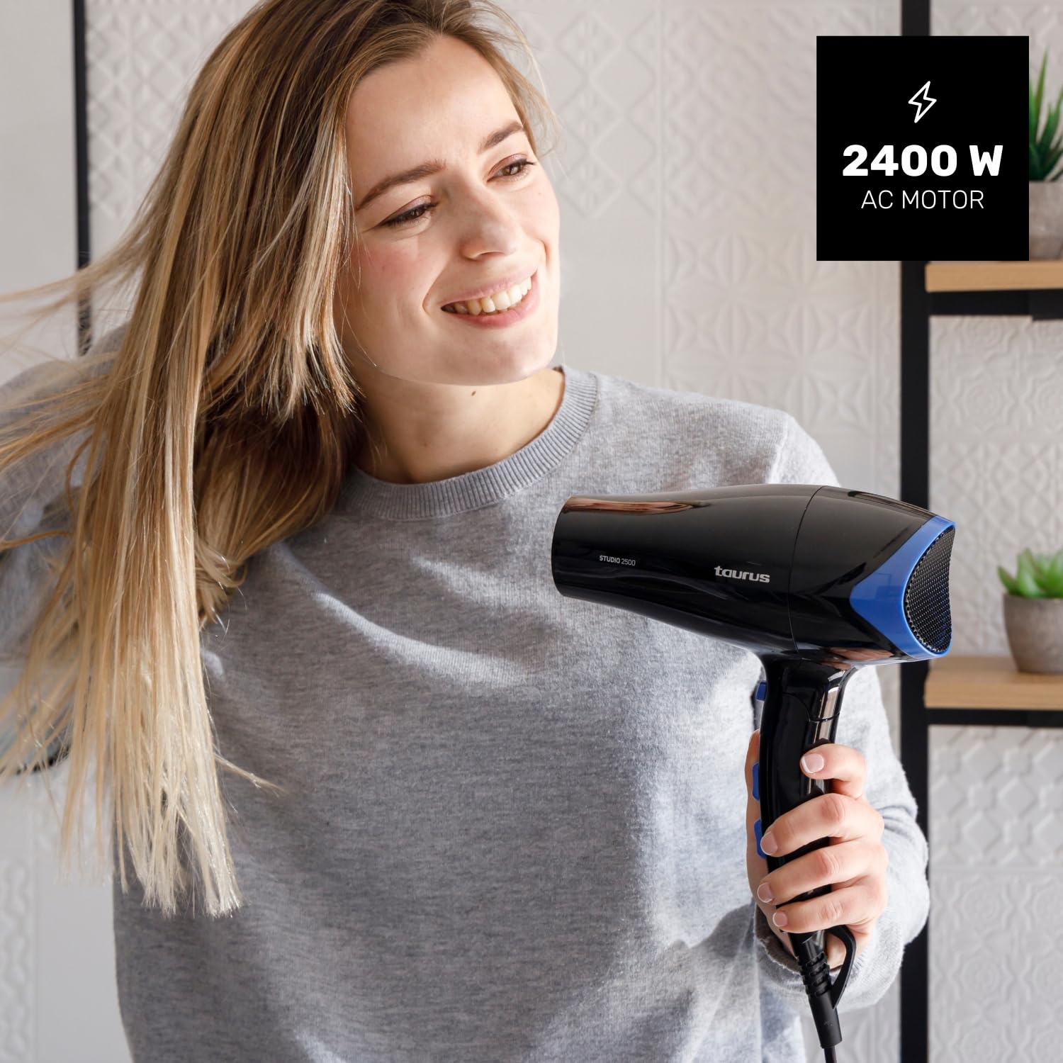 taurus-studio-2500-secador-de-pelo-plegable-2400-w-con-concentrador-y-difusor image 2