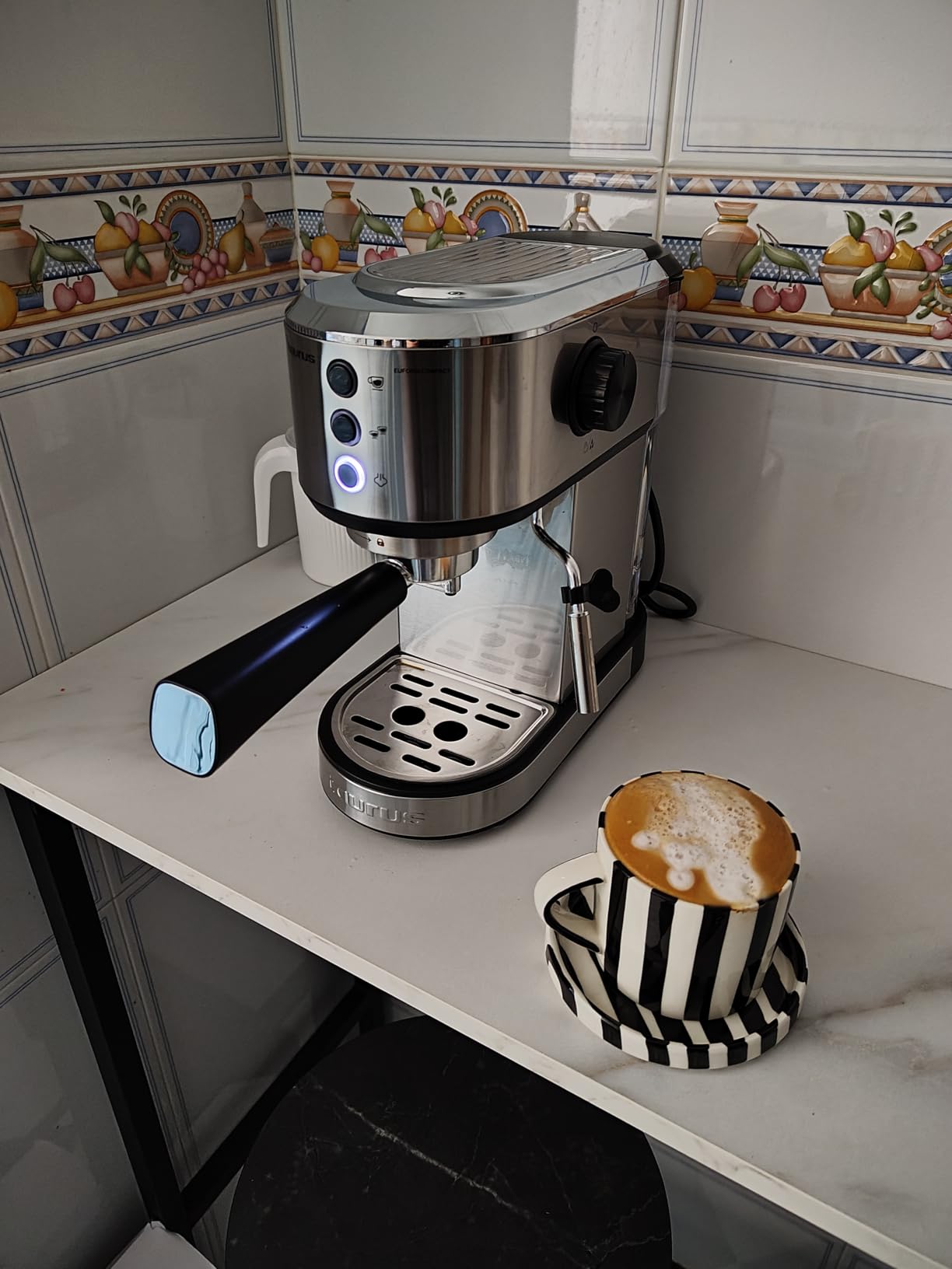 Café de cafetería en casa