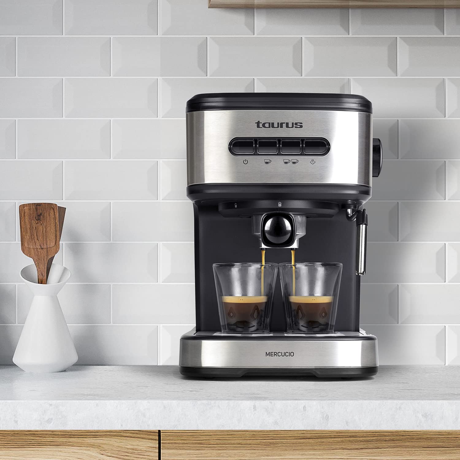 taurus-mercucio-cafetera-espresso-20-bar-programable-con-sistema-extra-cream-vap image 5