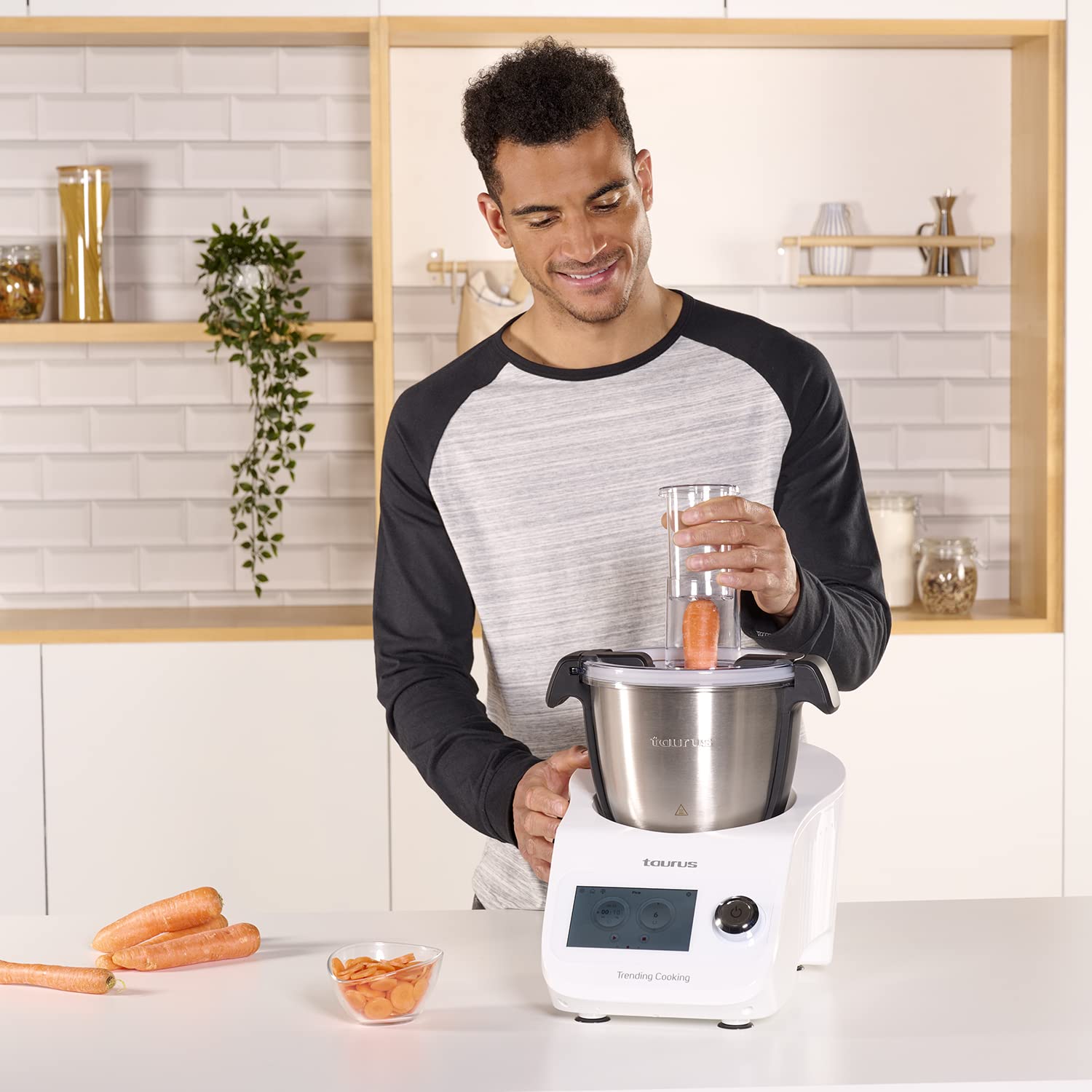 taurus-trending-cooking-5-robot-de-cocina-multifunci-n-con-wi-fi-pantalla-t-ctil image 3